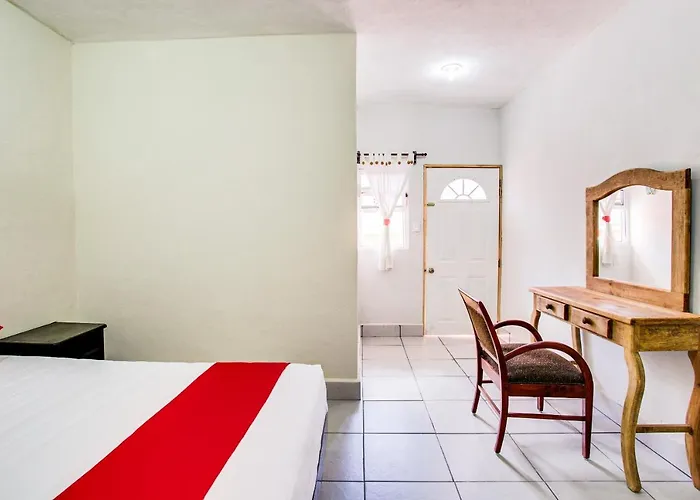 Oyo Addy Hotel 2*
